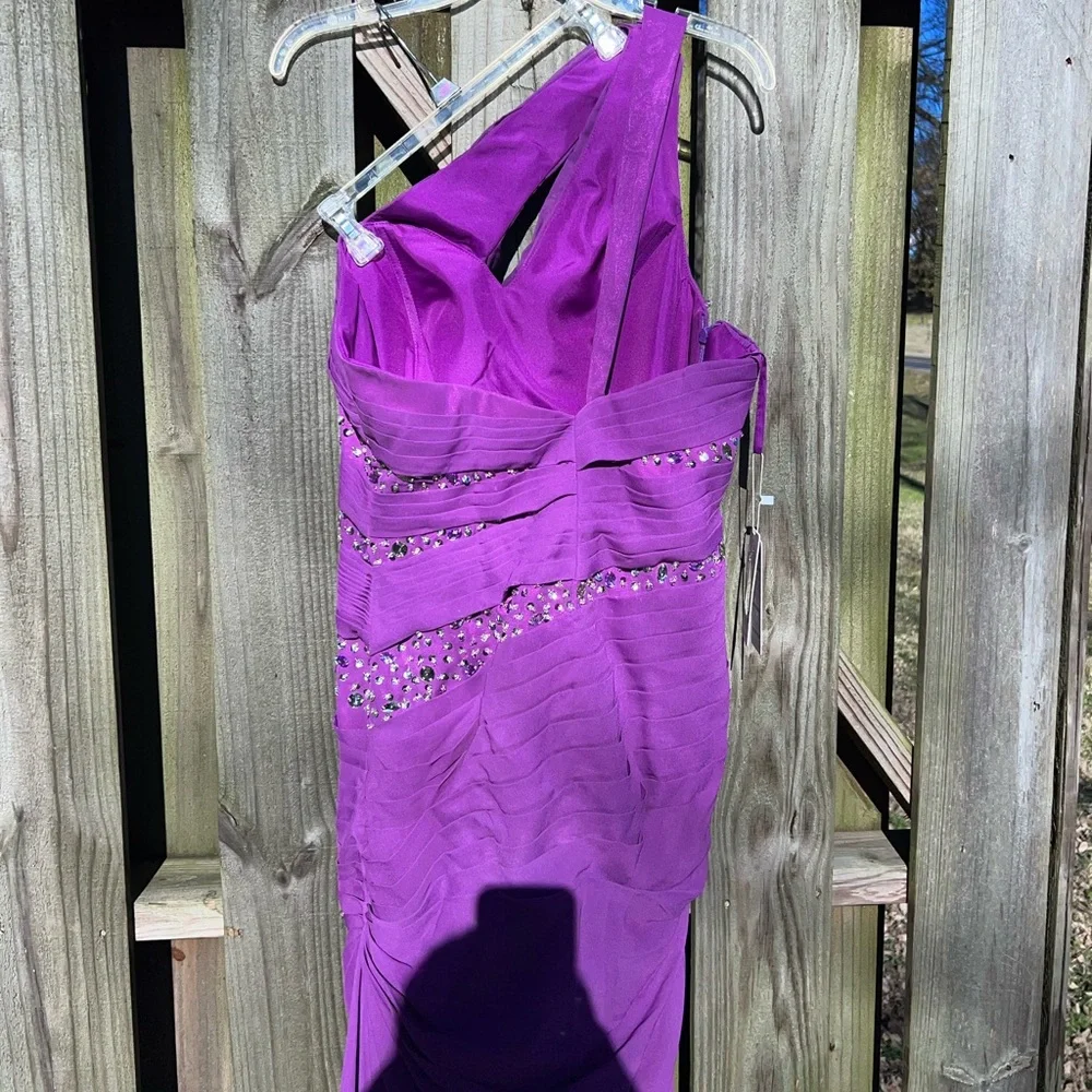 Judy Bridal one shoulder purple gown - Picture 7 of 14